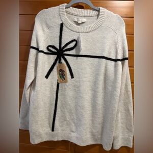 NWT Ann Taylor Loft Cozy Cream Sweater with Black Bow present Accent-L